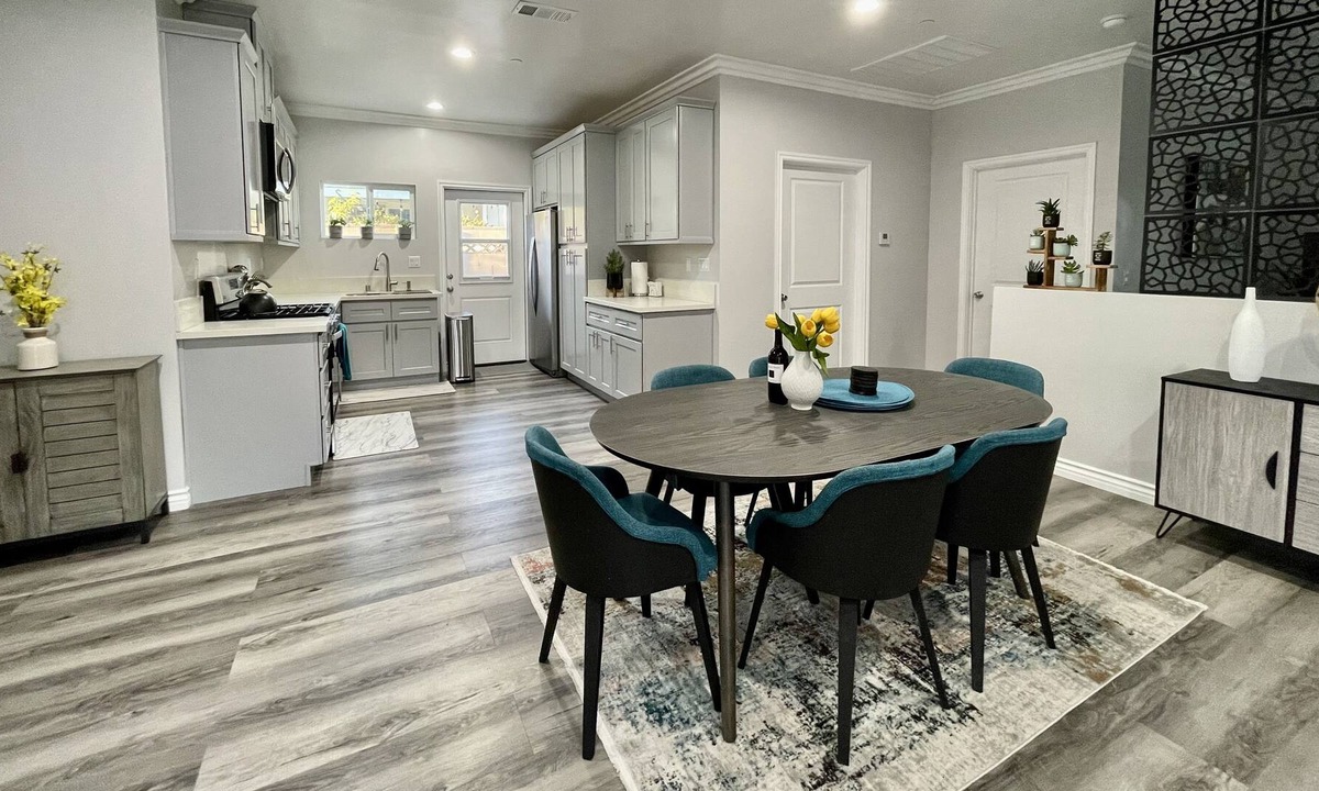 Rosemead House | Summer Special Book Now !!!