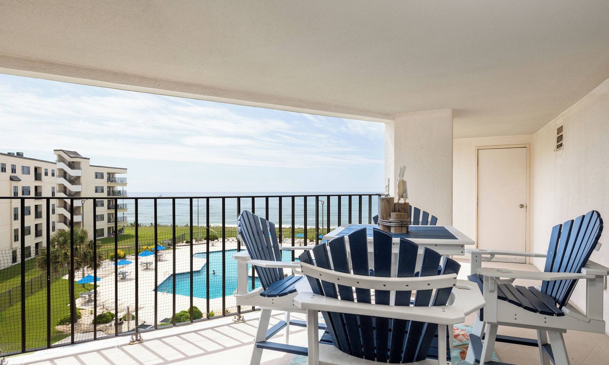 Indian Beach Condo | Summer Winds A-411, Oceanfront Corner Unit, 4 BR, 2.5 BA