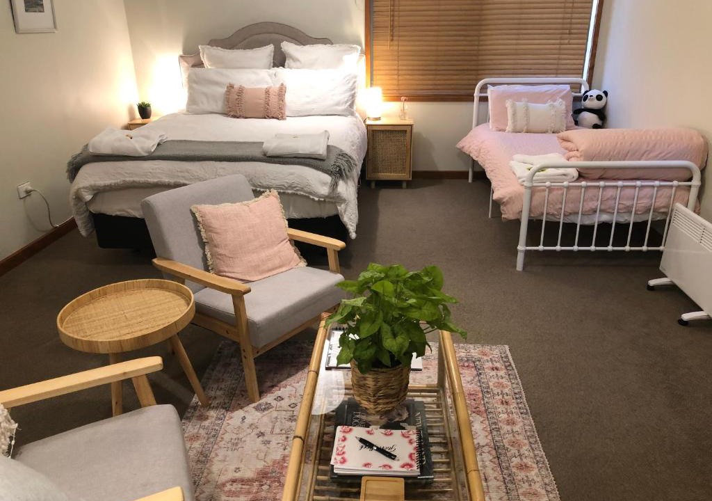 Tamahere Bed & Breakfast | Summerfields B & B