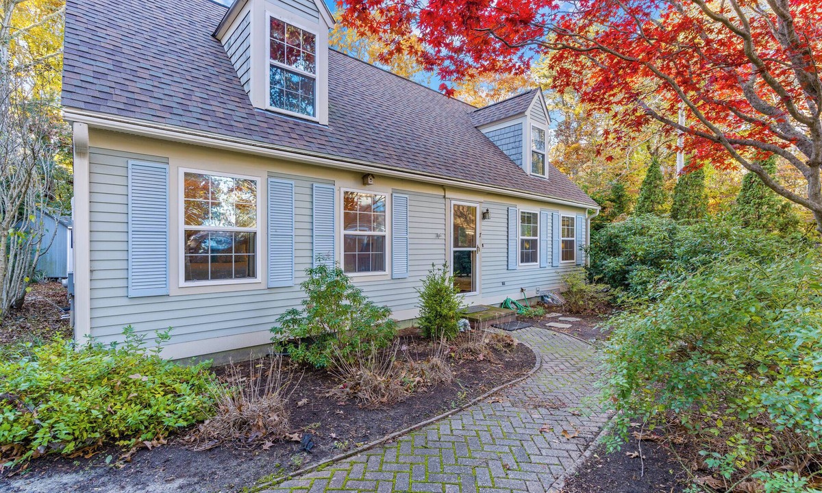 New Seabury House | Summersea – Charming 4 BDR in Golf Community!