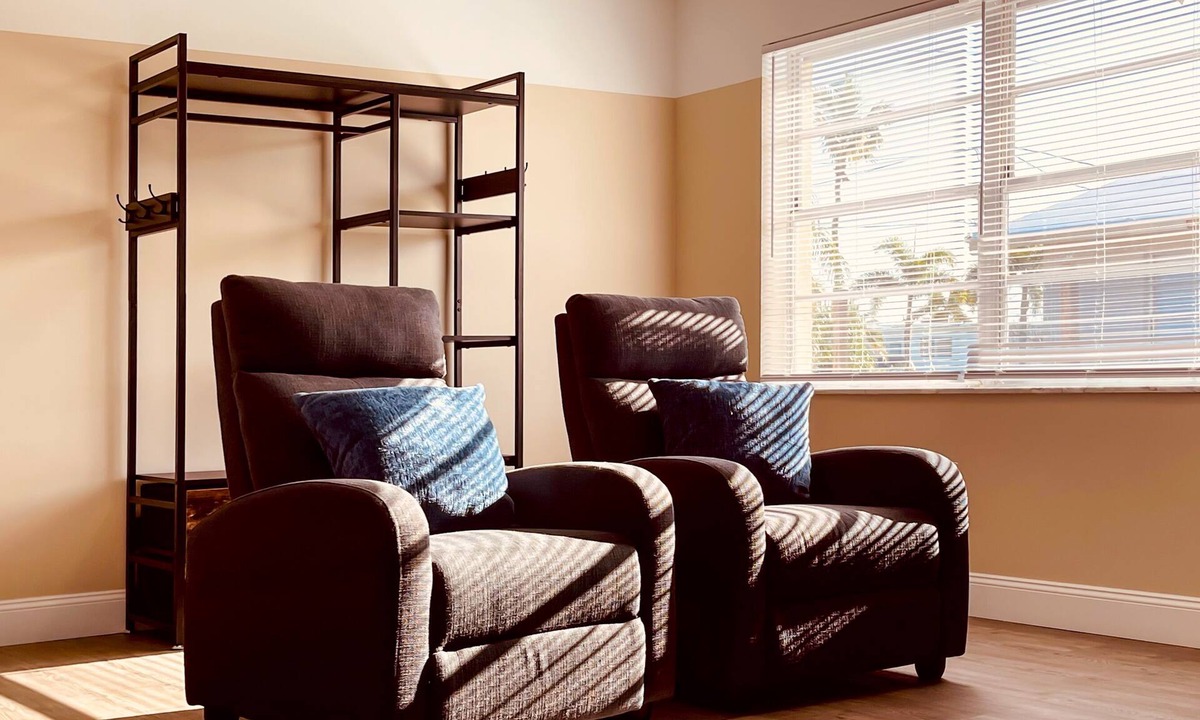 Iona House | Summerwind Studios