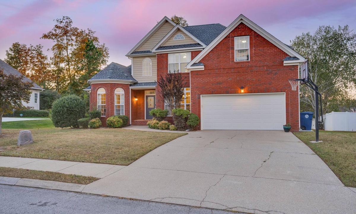 Collegedale House | Summit Field Sunsets