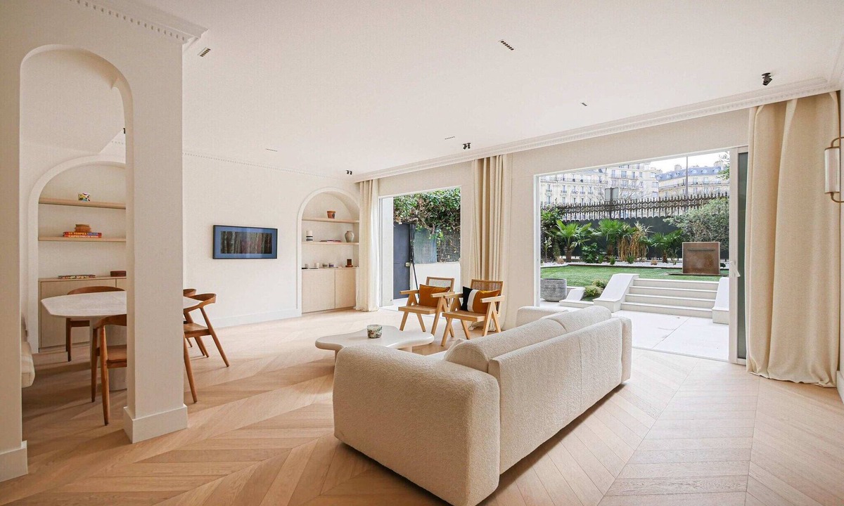 Chaillot Apartment | Sumptuous apartment with garden/Arc de Triomphe