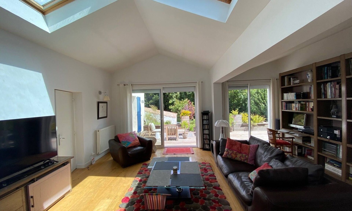 La Rochelle House | Sumptuous house with pool