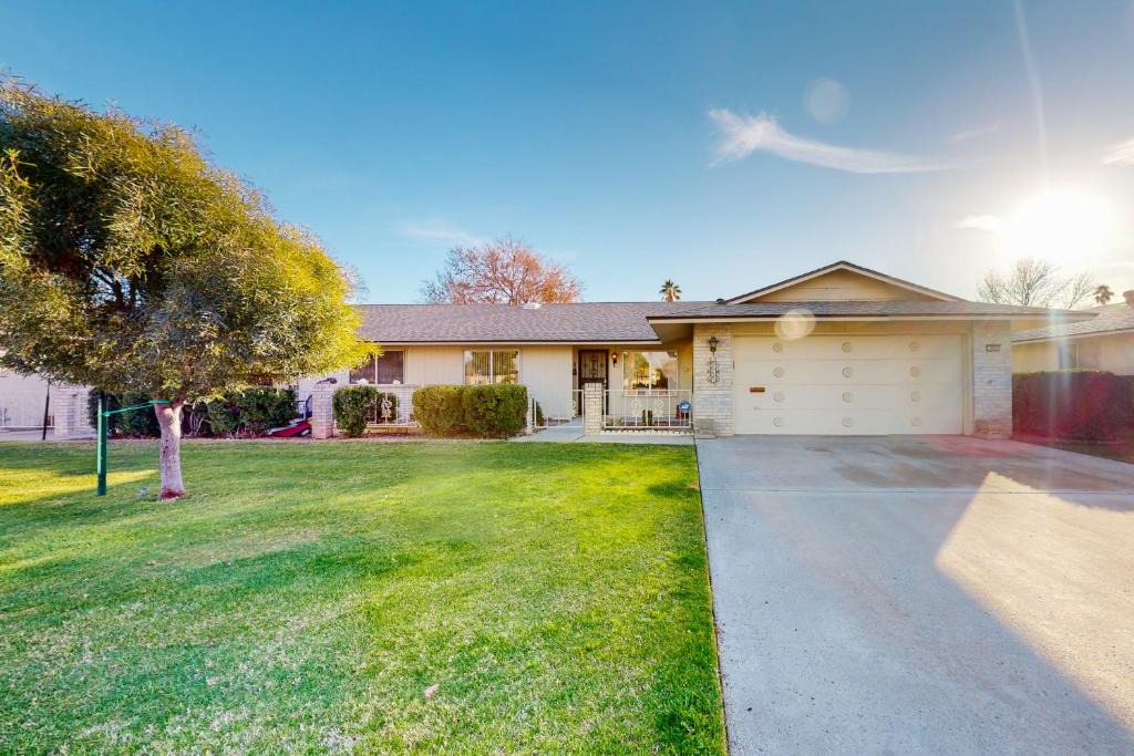 Sun City House | Sun in the City
