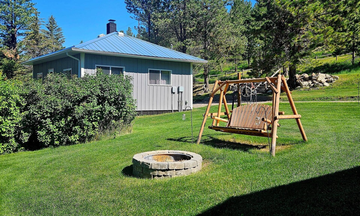 Cascade County Cabin | Sun Mountain Cabin