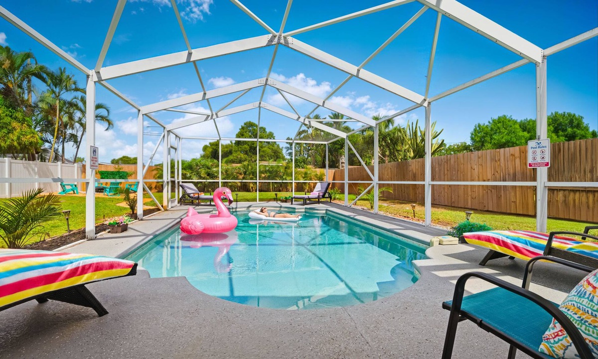 Disston Heights House | Sun Oasis, Top 5%, Pool, Min to Beach, Game Room, Fire Pit