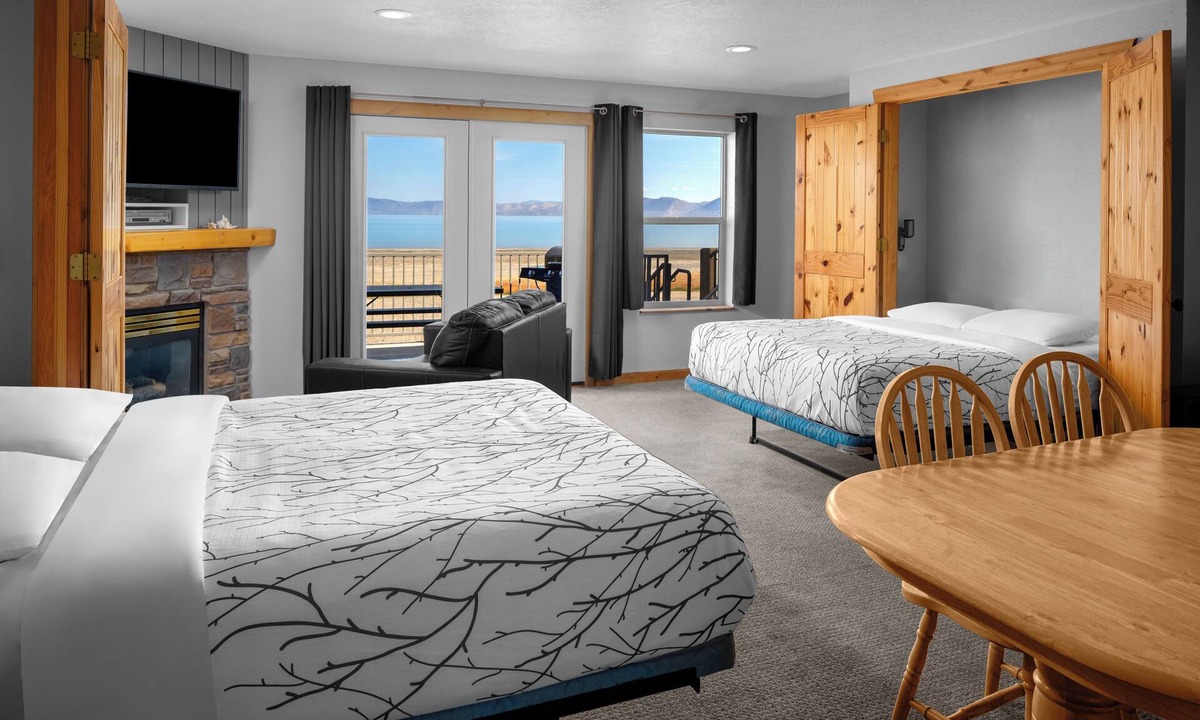 Garden City Hotel | Sun Outdoors Garden City Utah