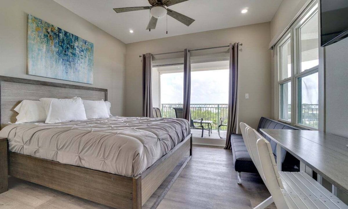 Rosemary Beach Condo | Sun Seeker 30A 400-Balcony-Sleeps 3
