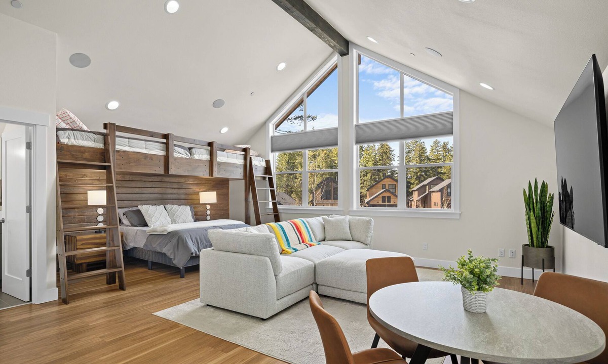 Roslyn Apartment | Suncadia Studio - Private Entrance - AC