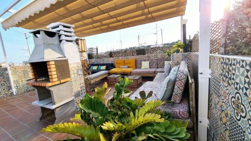 San Anton Apartment | SUNCASTLE APARTAMENTOS ALICANTE -With share Rooftop Terrace And Barbecue