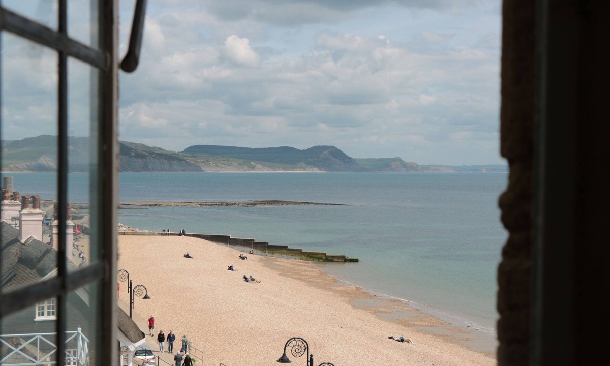 Lyme Regis Cottage | Sundial House