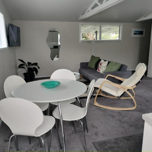 Manly Apartment | Sundown Palms