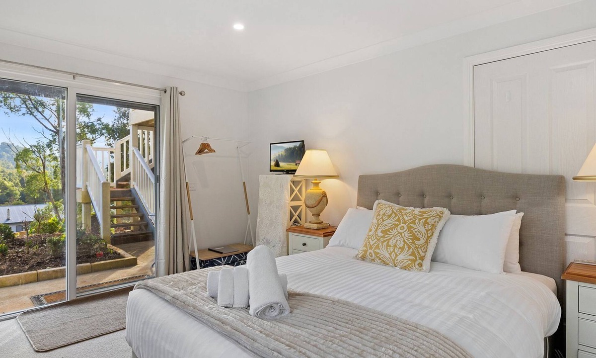 Marysville Apartment | SUNDS RETREAT - Perfect for Couples