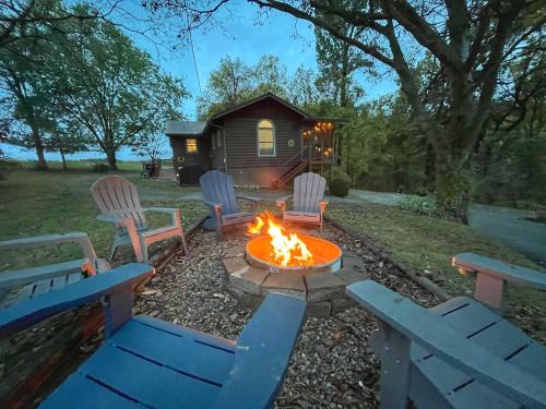 Scottsville House | Sunfish Cove - Pet Friendly Lakeside Retreat Barren River Lake