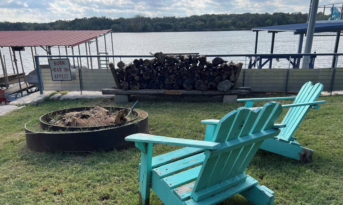 Kingsland Cabin | Sunfish Studio 2: Lake LBJ, Pet Friendly, Pool!