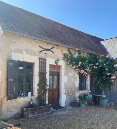 Genneteil House | Sunflower Cottage