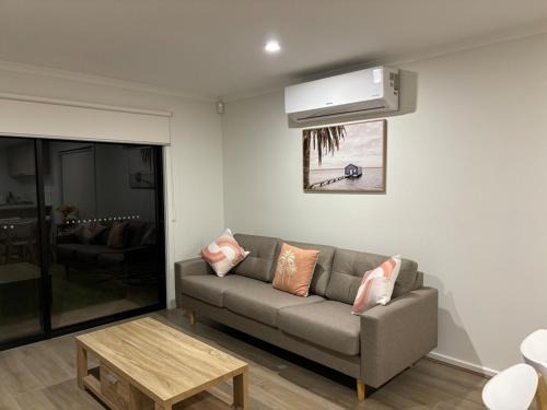 Munno Para Downs House | Sunflower Homes- Light and Easy