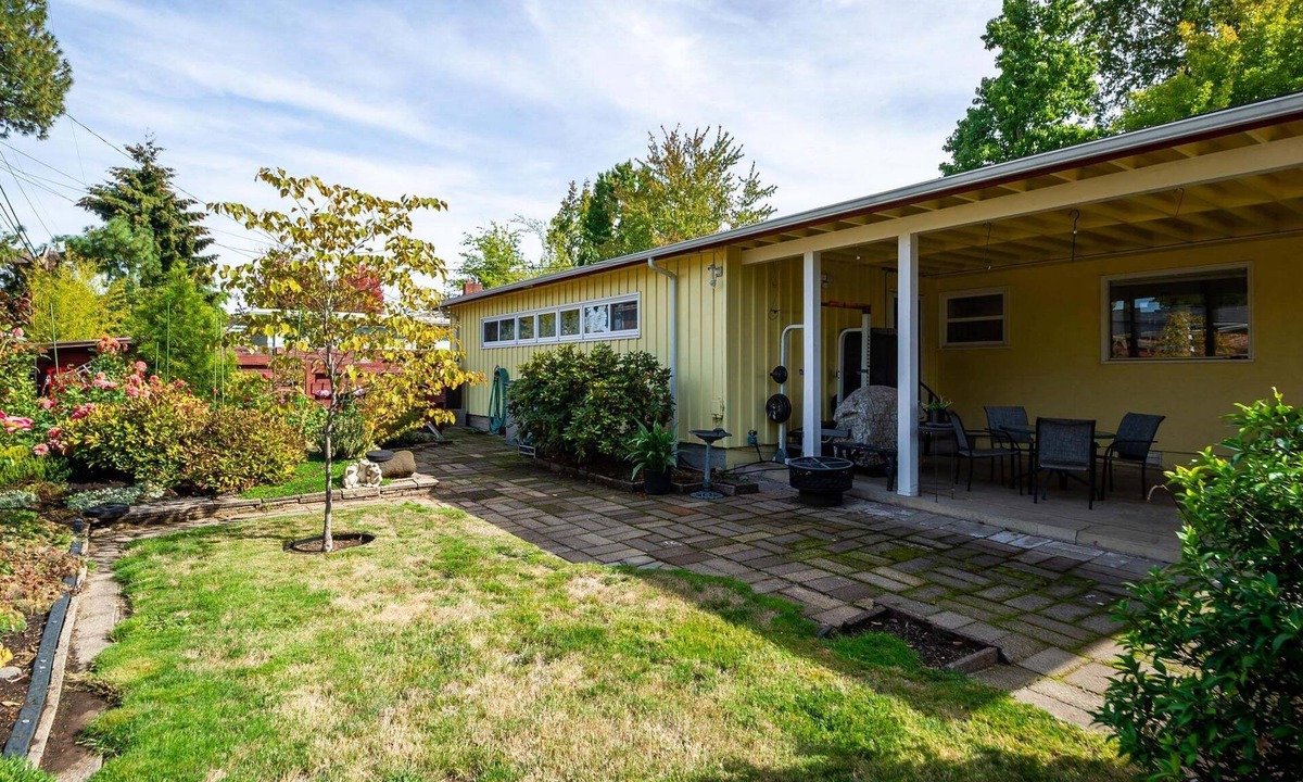 Friendly Apartment | Sunflower Studio - 7 Minutes to UO