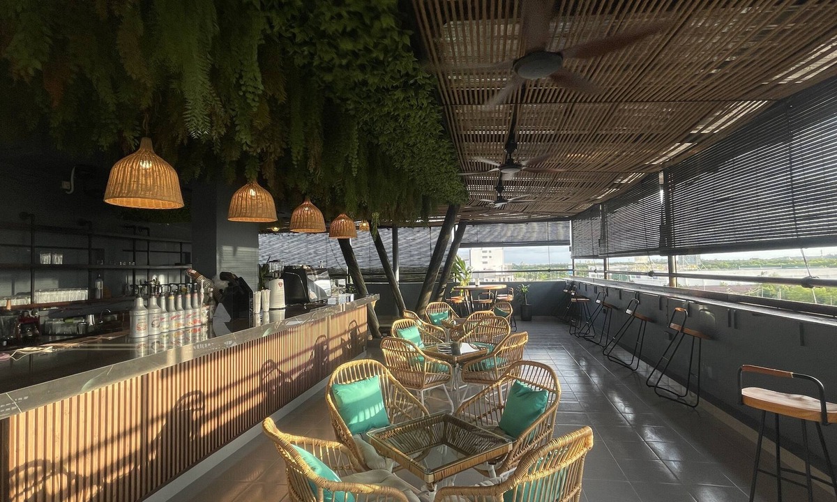 Pasir Penambang Hotel | Sunflower World Hotel