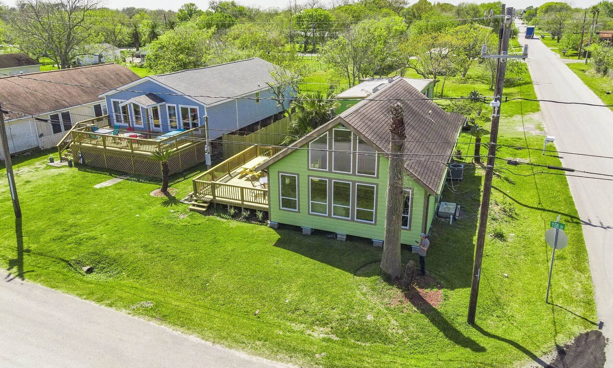 San Leon House | Sunny Beachfront