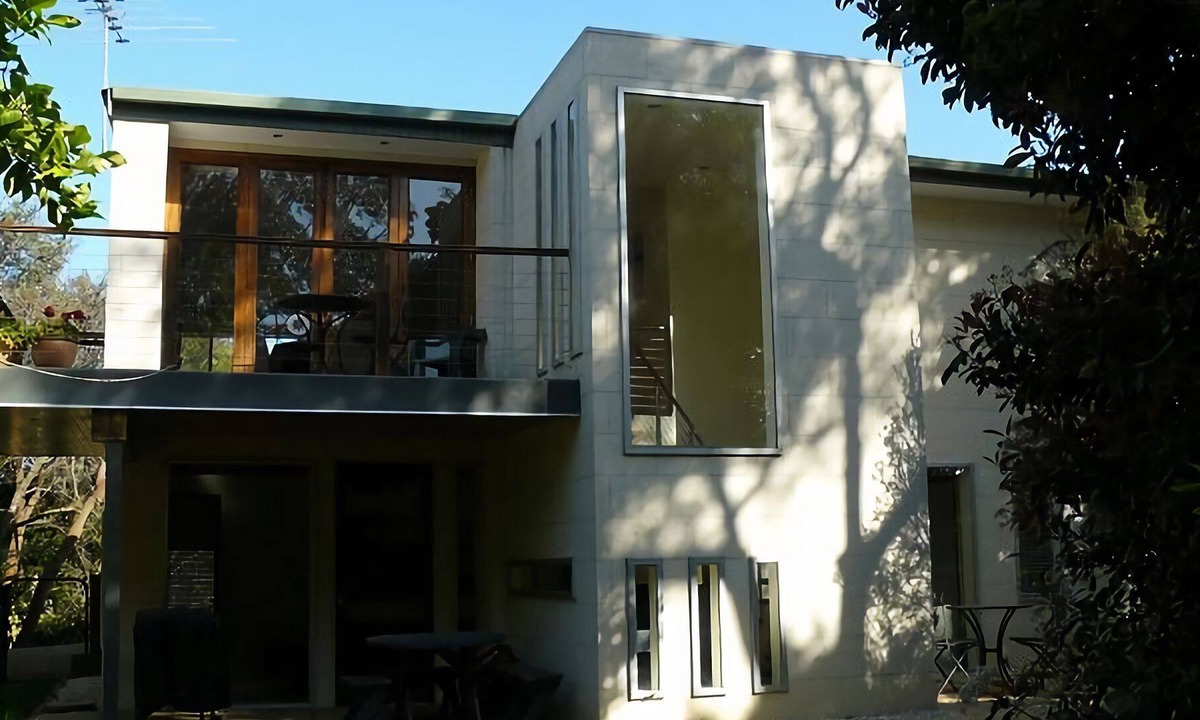 Somers House | Sunny Daze in Somers