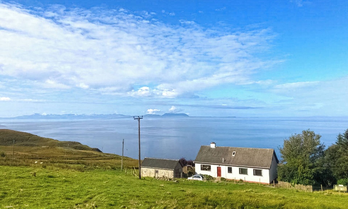 The Hebrides Cottage | Sunny Hill - UKC6884