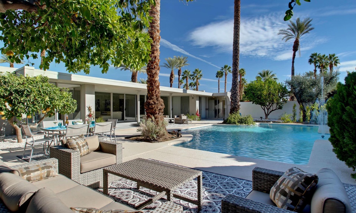Rancho Palmeras House | Sunny Mid-Century Modern Beauty! Stunning Pool, Spa & Mountain Views!