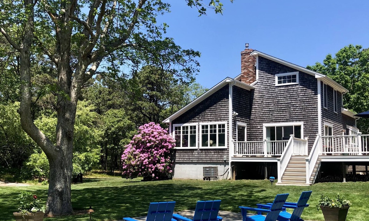 Edgartown House | Sunny open house. Lrg Deck. Lndscpd 1 acre lot w stone patio.