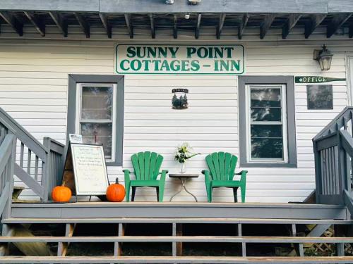 Seguin Resort | Sunny Point Resort