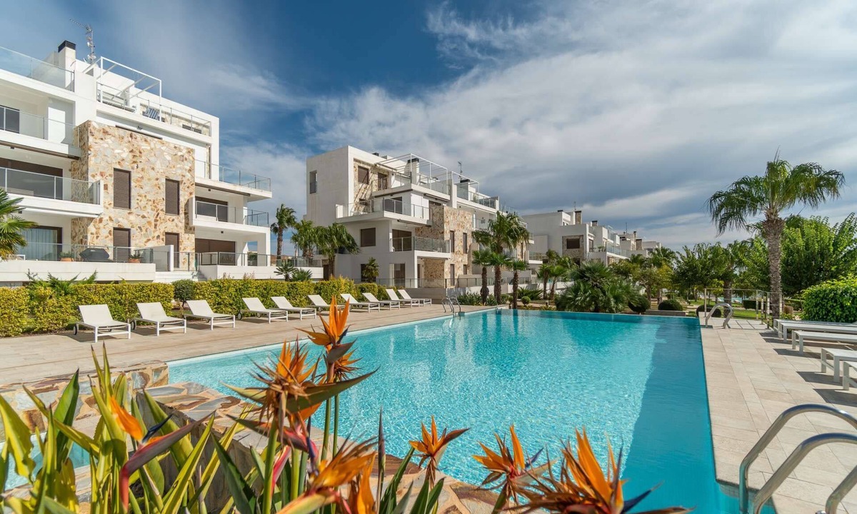 Los Dolses Apartment | Sunny, relaxing Casa Marysol (with seaview)