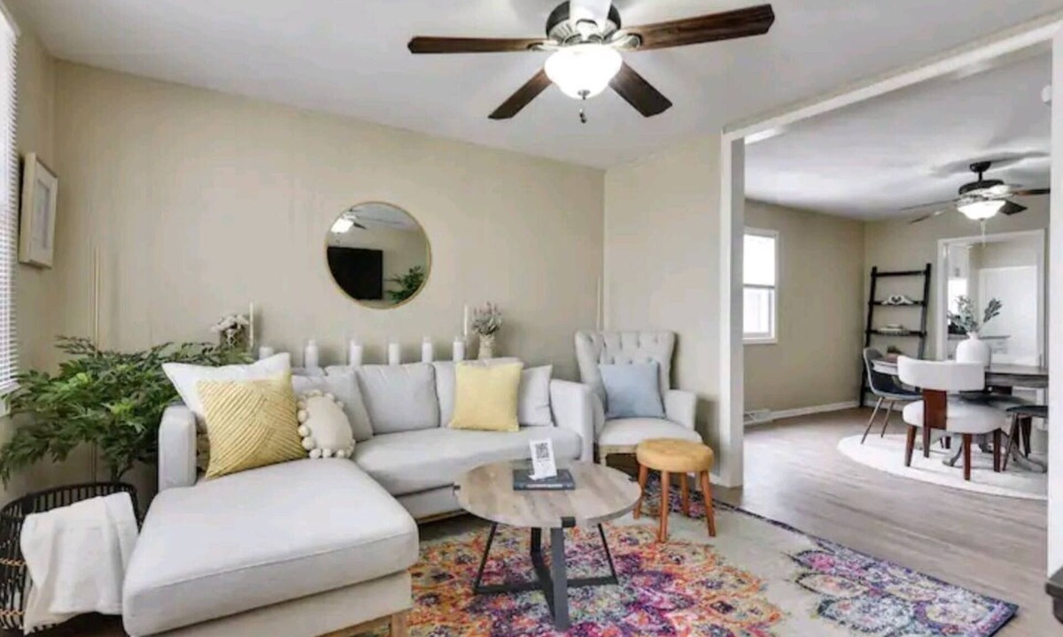 Little Italy House | Sunny's Haven in Little Italy