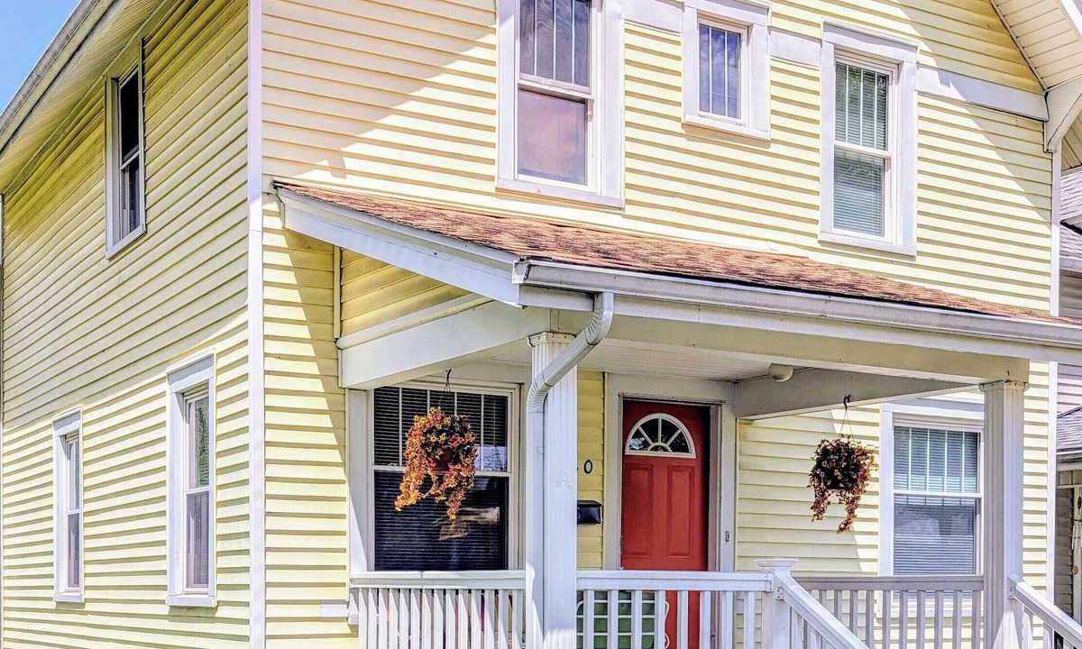 Saint Marys  Allen County House | Sunny Side Stay!