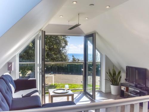 Lake House | Sunny South Lodge