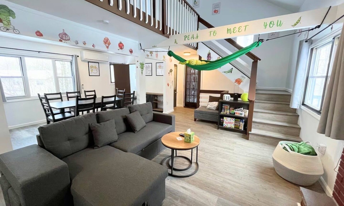 Tobyhanna House | Sunny Spring Escape, perfect for Groups, Families, Couples in charming Poconos
