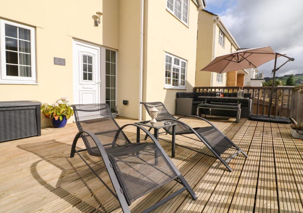 Combe Martin House | Sunny Views