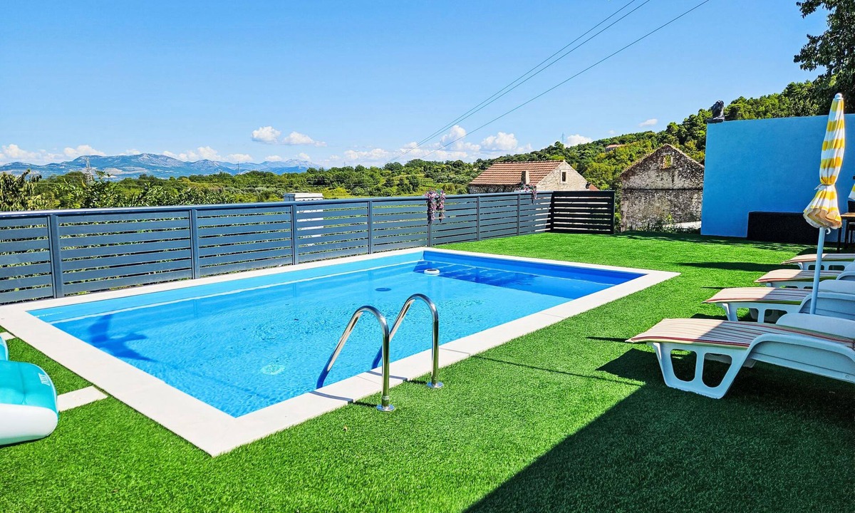 Popova Luka House | Sunrise by Interhome