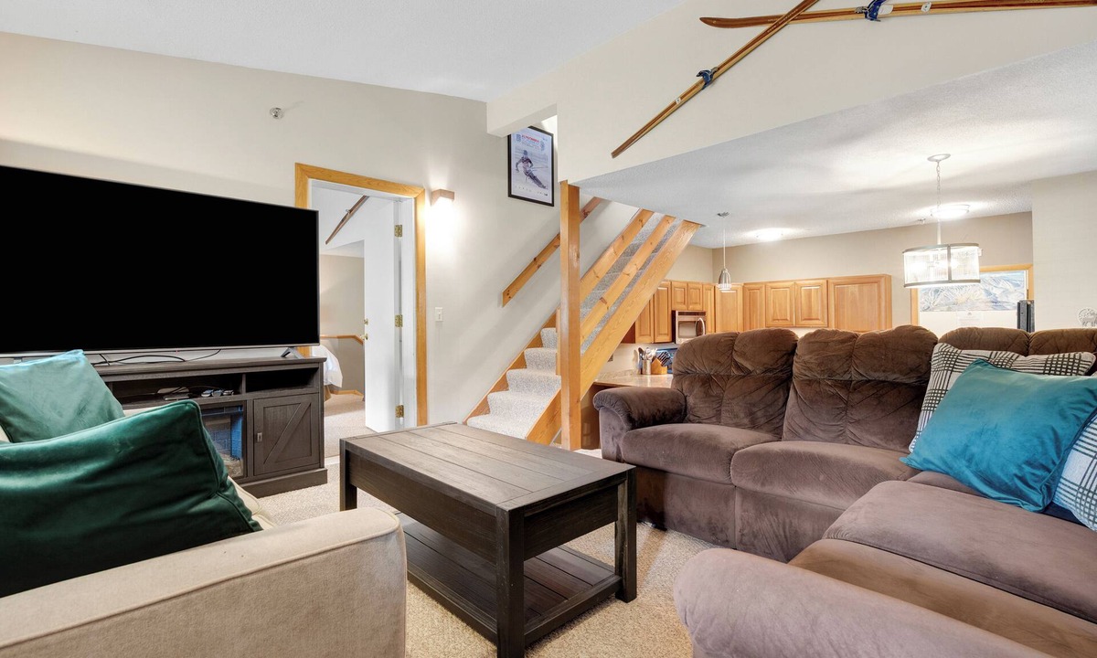 Sunday River Area Condo | Sunrise C-130/132 | 3 Bed, 2 Bath