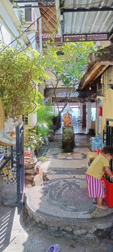 Purwakerti House | Sunrise Cafe Bungalows