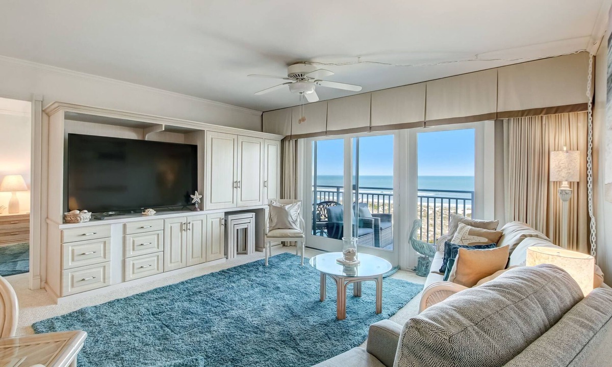 Fernandina Beach Condo | Sunrise Escape: Oceanfront Beauty!