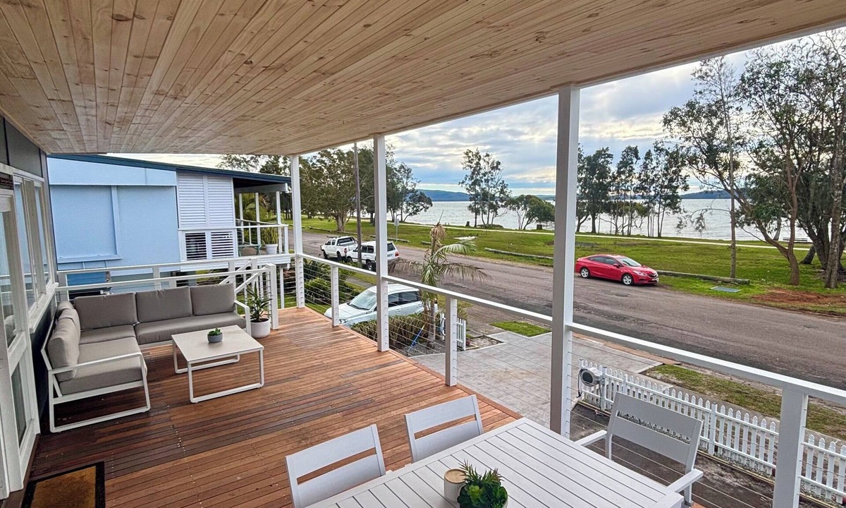 Lemon Tree Passage House | Sunrise on the Water at Lemon Tree Passage