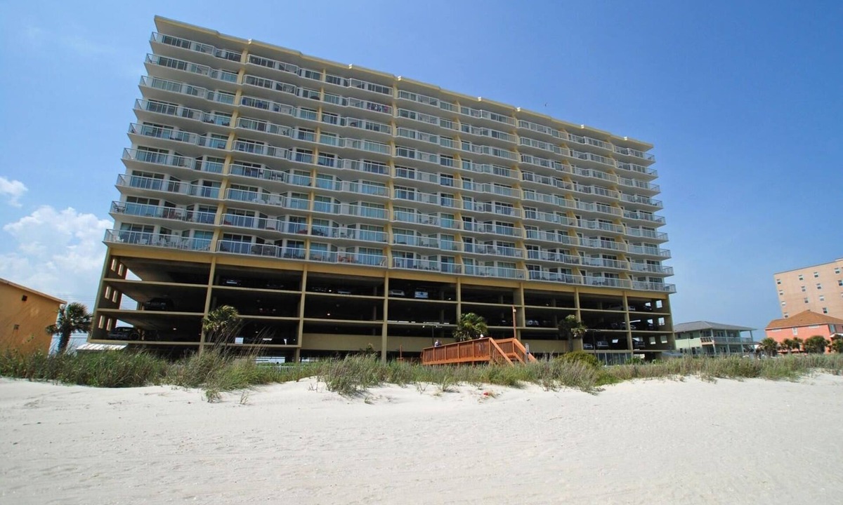 North Myrtle Beach Condo | Sunrise Pointe Oceanfront Resort