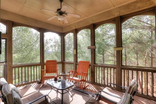 Big Canoe House | Sunrise Ridge - Read Fireside Lounge on the Screened Deck