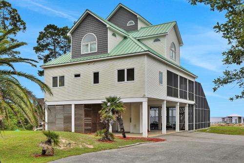 Carrabelle House | Sunrise Shores