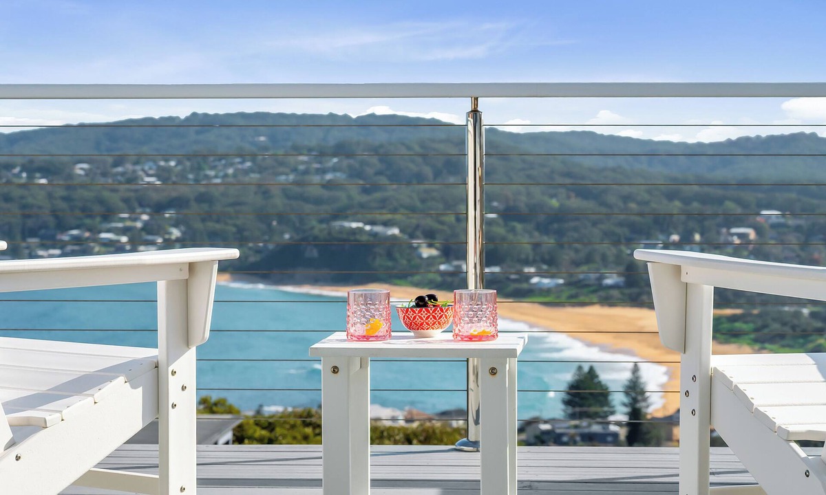 Copacabana House | “Sunrise & Sunset” – Panoramic Ocean Views