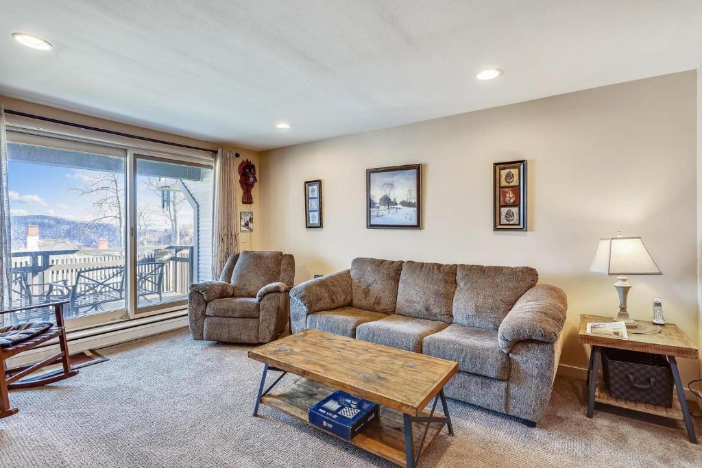 Central Vermont- Killington House | Sunrise Timberline I7