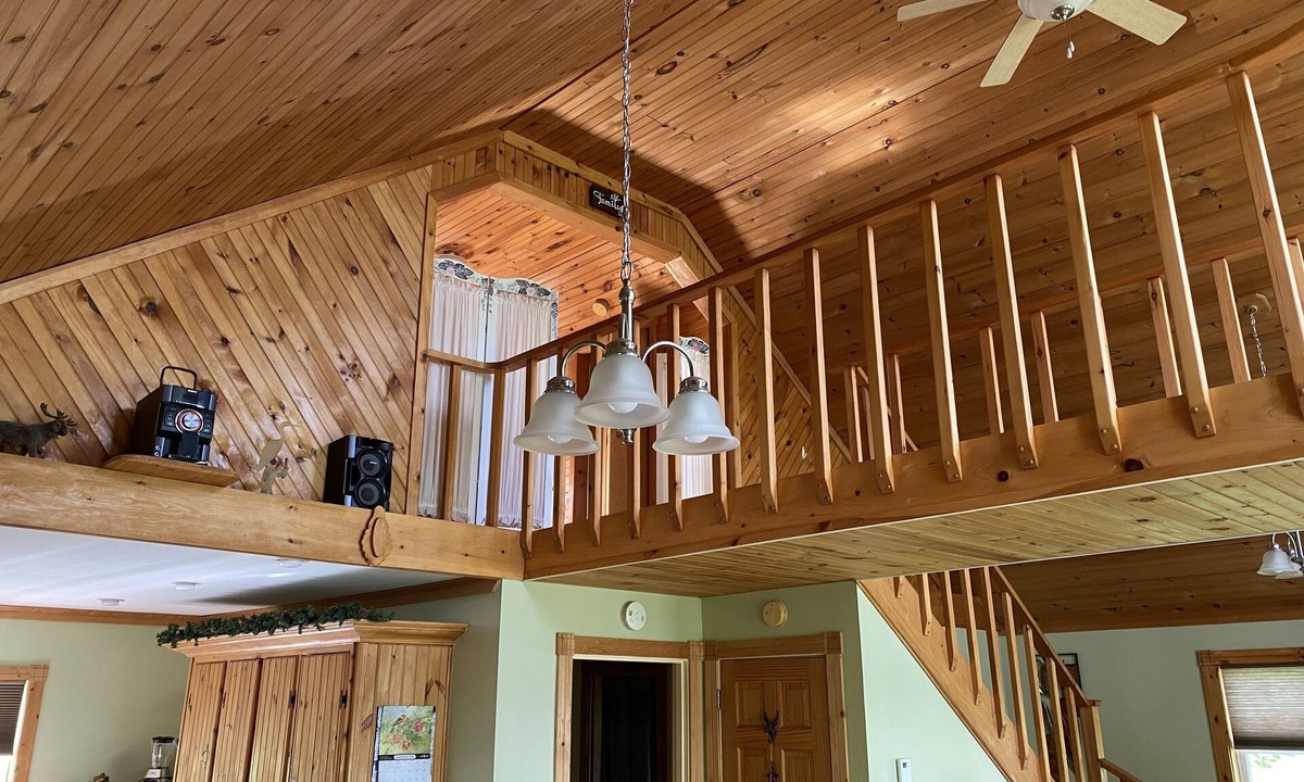 Fort Kent Mills Cottage | Sunrise Villa