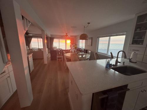 Palm Island House | Sunset Beach Cottage North