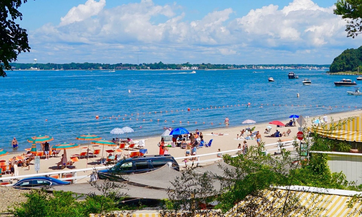 Shelter Island Heights Hotel | Sunset Beach Hotel