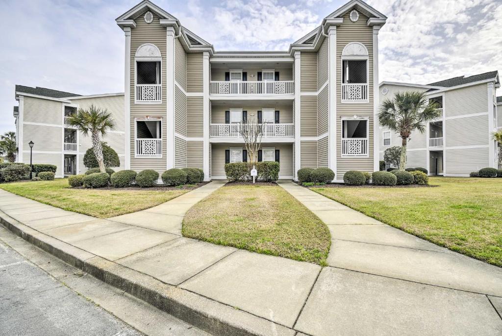 Sunset Beach Apartment | Sunset Beach Resort Condo in Golf Community!